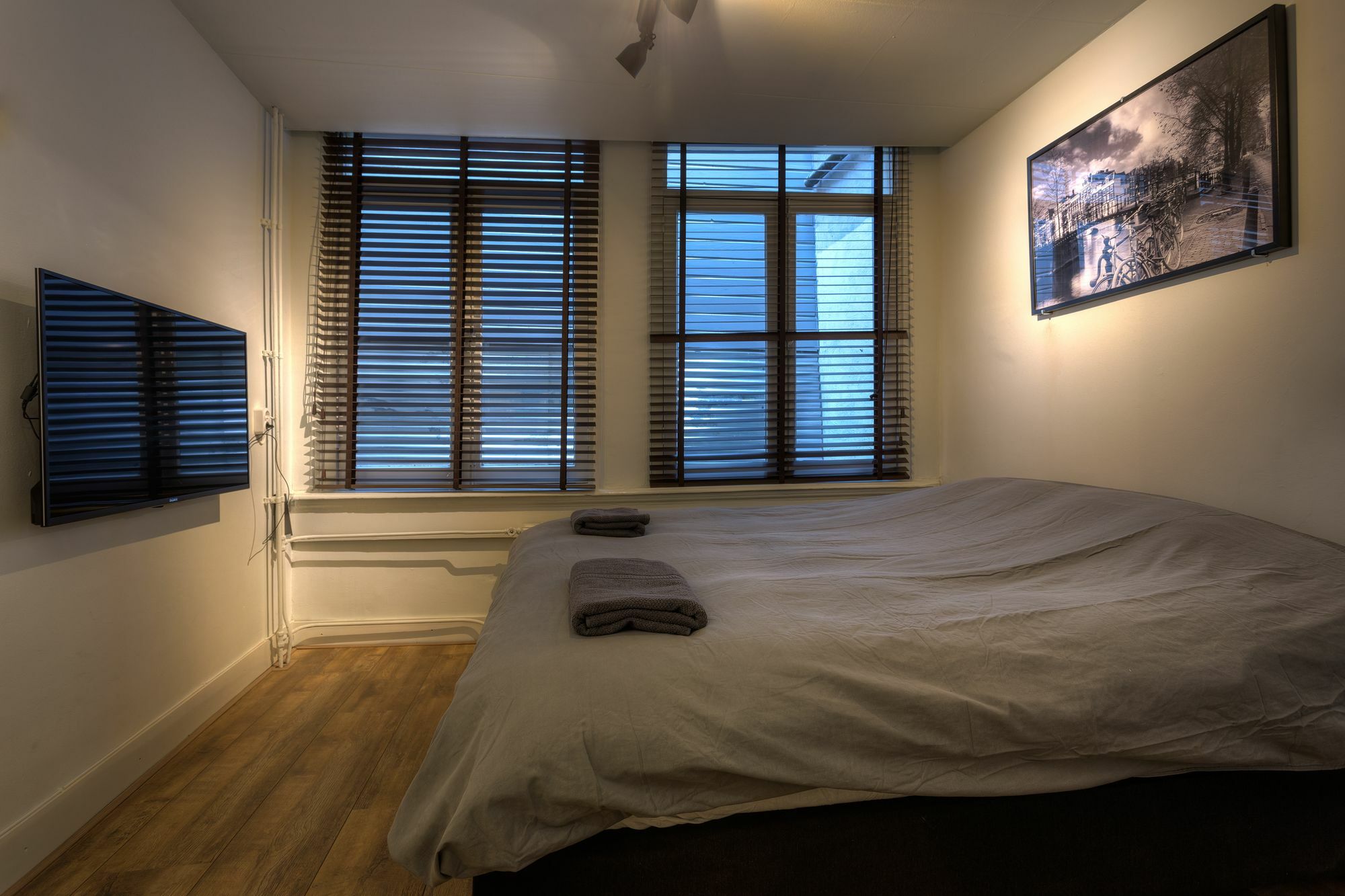 Hotel Canal View Амстердам Екстериор снимка